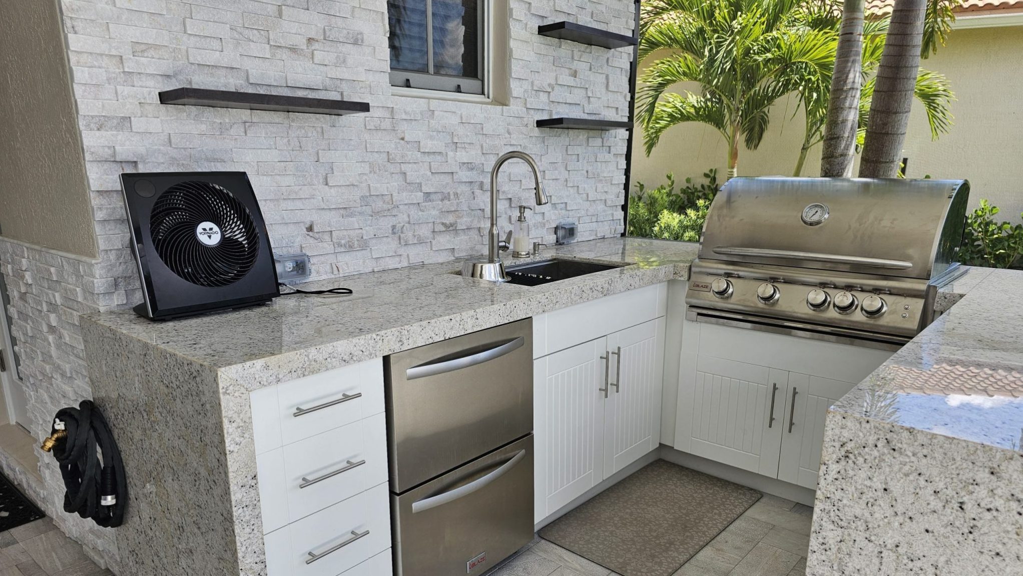 Outdoor Kitchen Builder in West Palm Beach